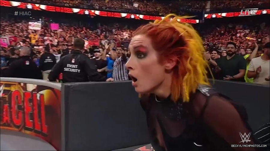 WWE_Hell_In_A_Cell_2022_720p_WEB_h264-HEEL_mp4_001977554.jpg