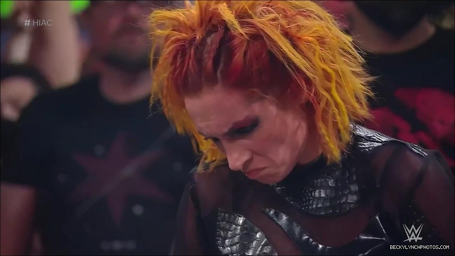 WWE_Hell_In_A_Cell_2022_720p_WEB_h264-HEEL_mp4_002033121.jpg