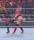 WWE_Hell_In_A_Cell_2022_720p_WEB_h264-HEEL_mp4_000854021.jpg
