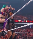 WWE_Hell_In_A_Cell_2022_720p_WEB_h264-HEEL_mp4_001052921.jpg