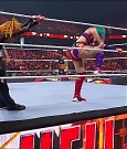 WWE_Hell_In_A_Cell_2022_720p_WEB_h264-HEEL_mp4_001867154.jpg