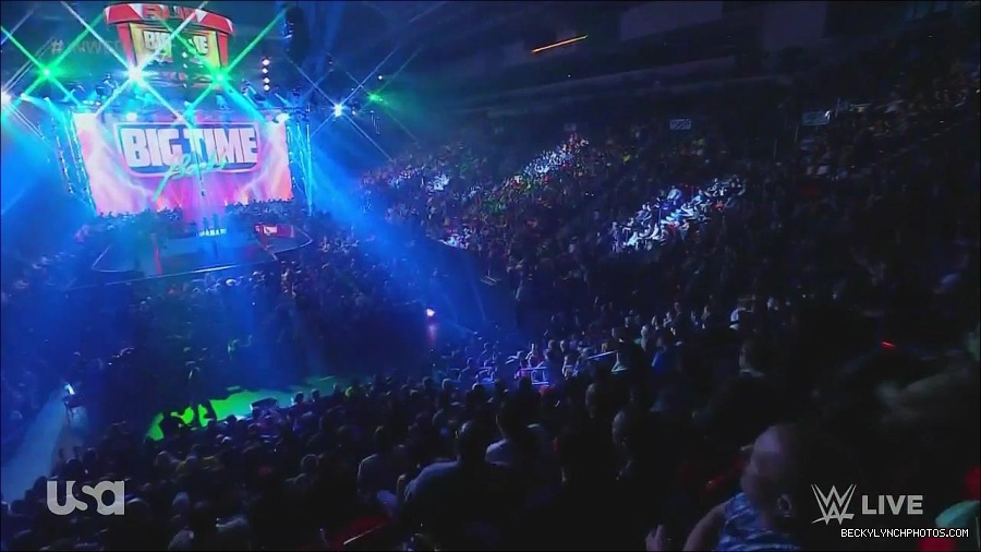 WWE_Monday_Night_Raw_2022_06_06_720p_HDTV_x264-NWCHD_mp4_001374339.jpg