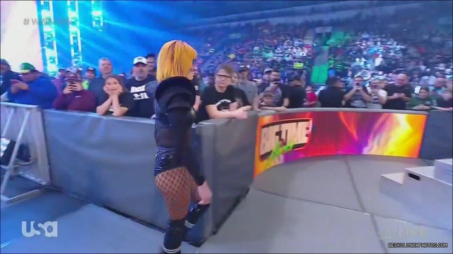 WWE_Monday_Night_Raw_2022_06_06_720p_HDTV_x264-NWCHD_mp4_001413579.jpg