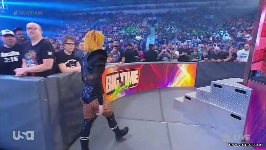 WWE_Monday_Night_Raw_2022_06_06_720p_HDTV_x264-NWCHD_mp4_001414379.jpg