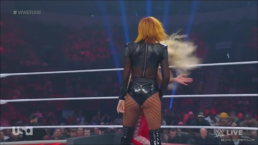 WWE_Monday_Night_Raw_2022_06_06_720p_HDTV_x264-NWCHD_mp4_001533265.jpg