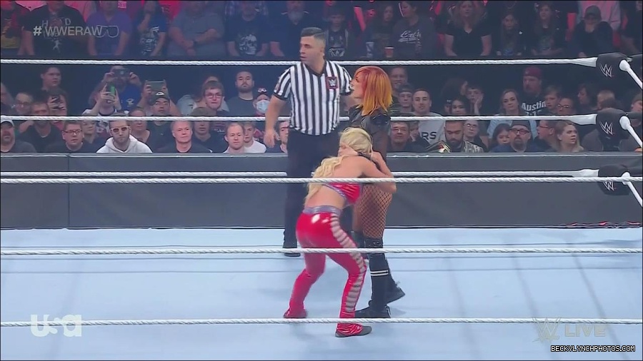 WWE_Monday_Night_Raw_2022_06_06_720p_HDTV_x264-NWCHD_mp4_001536468.jpg