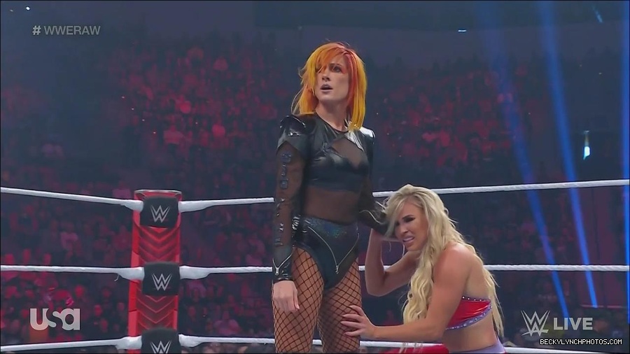 WWE_Monday_Night_Raw_2022_06_06_720p_HDTV_x264-NWCHD_mp4_001542074.jpg