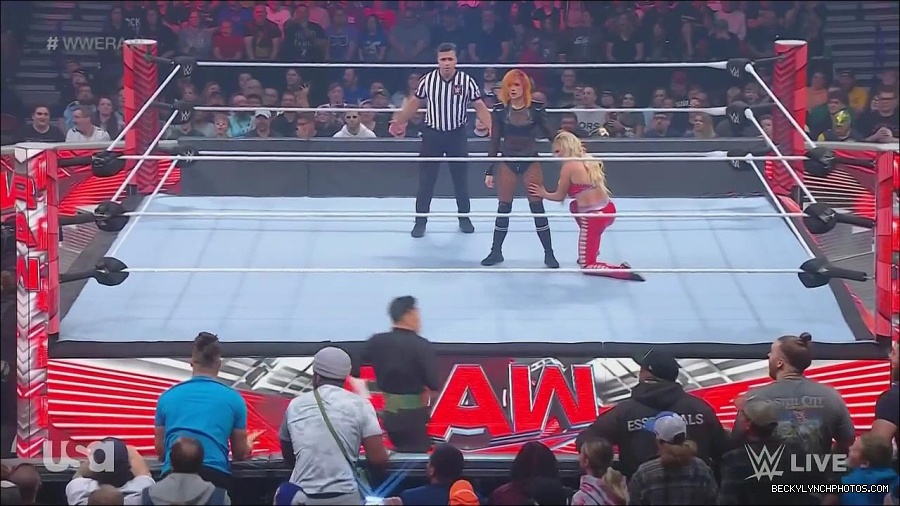 WWE_Monday_Night_Raw_2022_06_06_720p_HDTV_x264-NWCHD_mp4_001543275.jpg