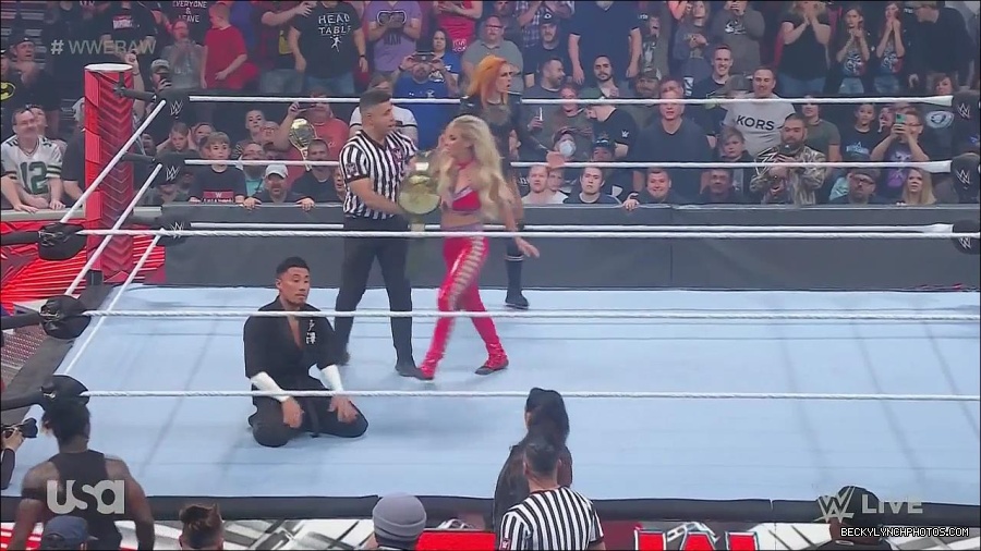 WWE_Monday_Night_Raw_2022_06_06_720p_HDTV_x264-NWCHD_mp4_001565297.jpg