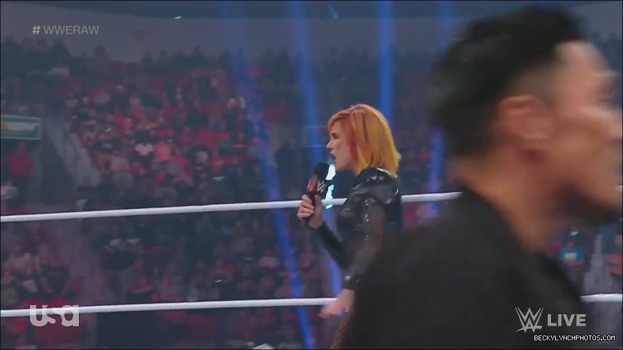 WWE_Monday_Night_Raw_2022_06_06_720p_HDTV_x264-NWCHD_mp4_001575307.jpg