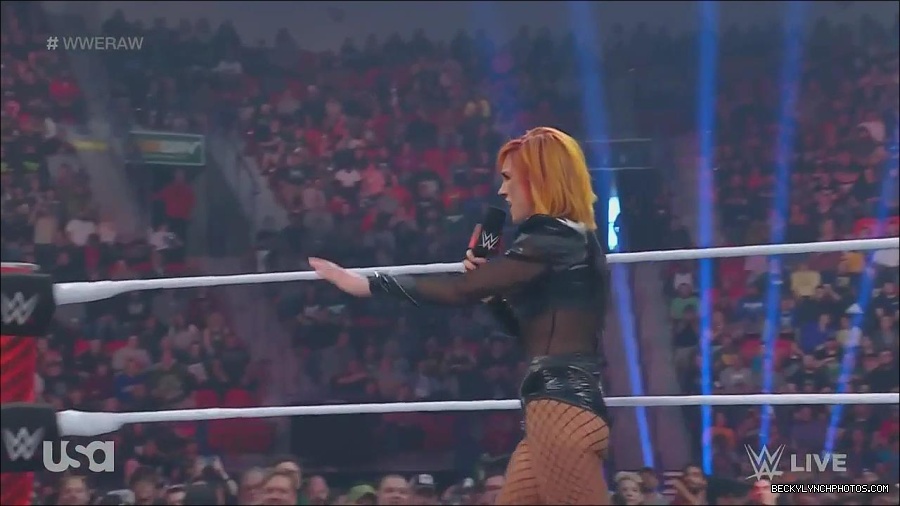 WWE_Monday_Night_Raw_2022_06_06_720p_HDTV_x264-NWCHD_mp4_001575707.jpg