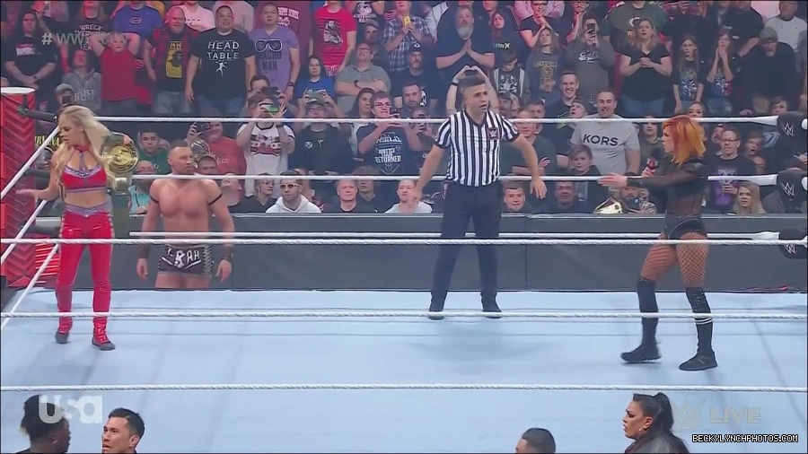 WWE_Monday_Night_Raw_2022_06_06_720p_HDTV_x264-NWCHD_mp4_001579711.jpg