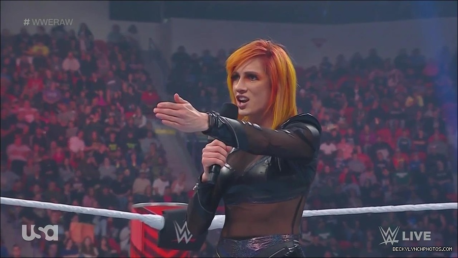 WWE_Monday_Night_Raw_2022_06_06_720p_HDTV_x264-NWCHD_mp4_001588520.jpg