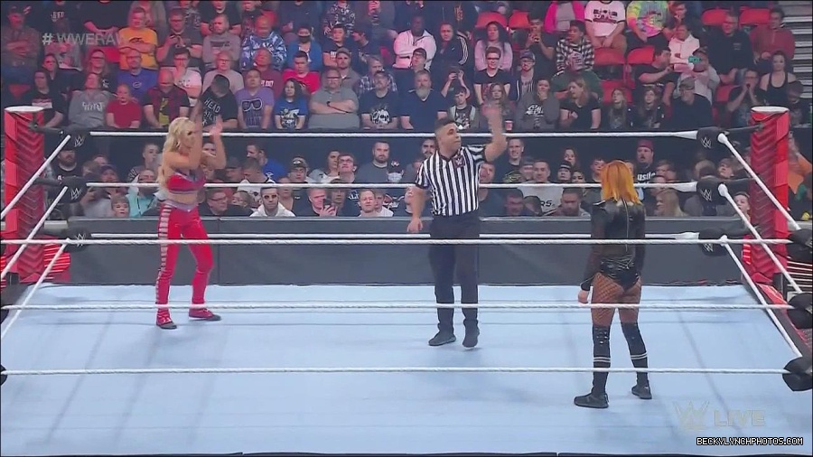 WWE_Monday_Night_Raw_2022_06_06_720p_HDTV_x264-NWCHD_mp4_001614146.jpg