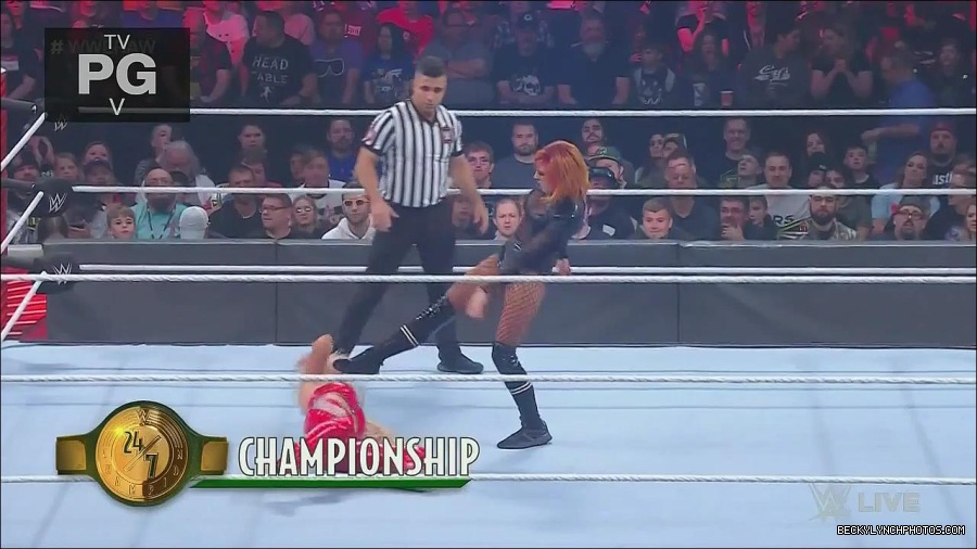 WWE_Monday_Night_Raw_2022_06_06_720p_HDTV_x264-NWCHD_mp4_001625757.jpg