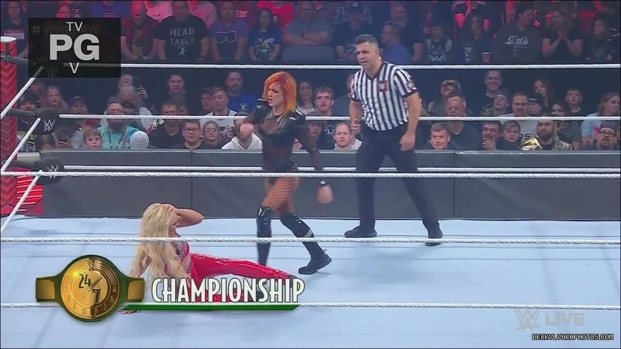 WWE_Monday_Night_Raw_2022_06_06_720p_HDTV_x264-NWCHD_mp4_001627359.jpg