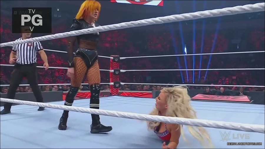 WWE_Monday_Night_Raw_2022_06_06_720p_HDTV_x264-NWCHD_mp4_001628560.jpg