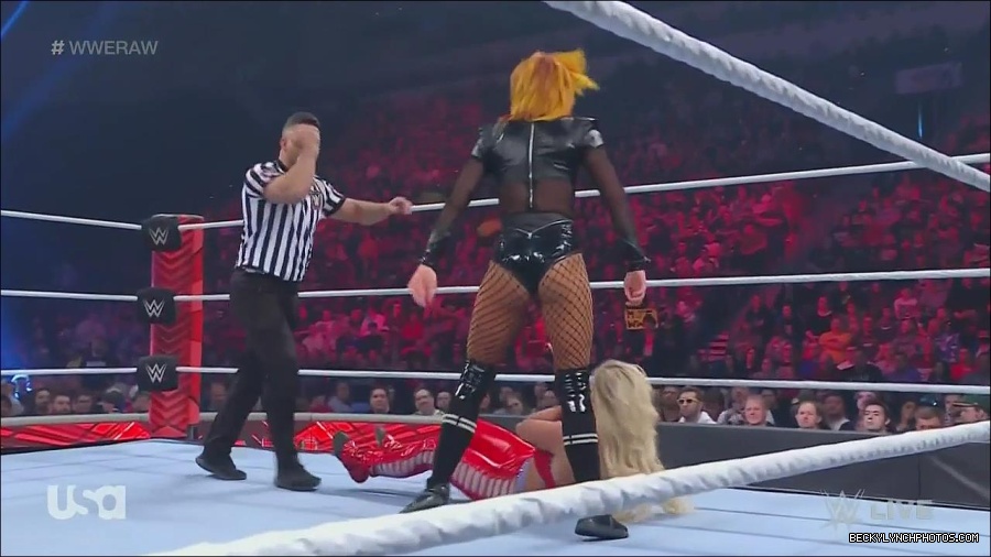 WWE_Monday_Night_Raw_2022_06_06_720p_HDTV_x264-NWCHD_mp4_001640172.jpg