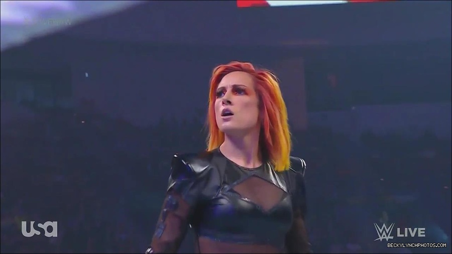 WWE_Monday_Night_Raw_2022_06_06_720p_HDTV_x264-NWCHD_mp4_001648180.jpg