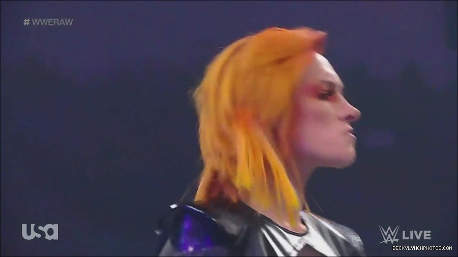 WWE_Monday_Night_Raw_2022_06_06_720p_HDTV_x264-NWCHD_mp4_001649781.jpg