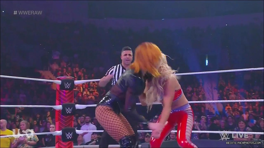 WWE_Monday_Night_Raw_2022_06_06_720p_HDTV_x264-NWCHD_mp4_001666598.jpg