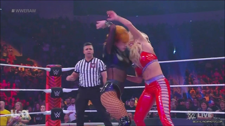 WWE_Monday_Night_Raw_2022_06_06_720p_HDTV_x264-NWCHD_mp4_001666999.jpg