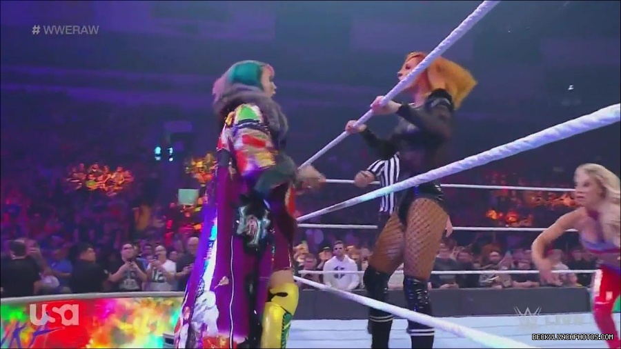 WWE_Monday_Night_Raw_2022_06_06_720p_HDTV_x264-NWCHD_mp4_001675807.jpg