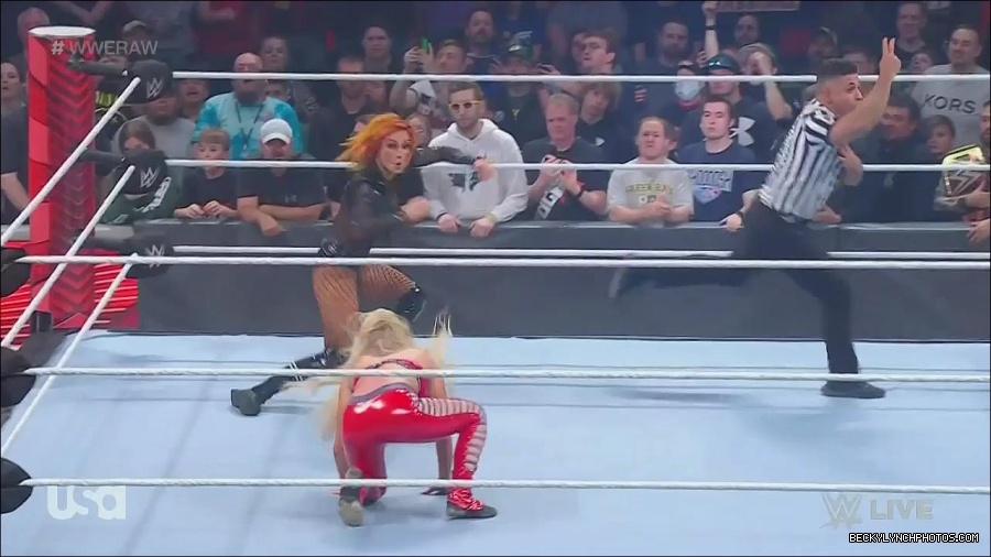 WWE_Monday_Night_Raw_2022_06_06_720p_HDTV_x264-NWCHD_mp4_001681013.jpg