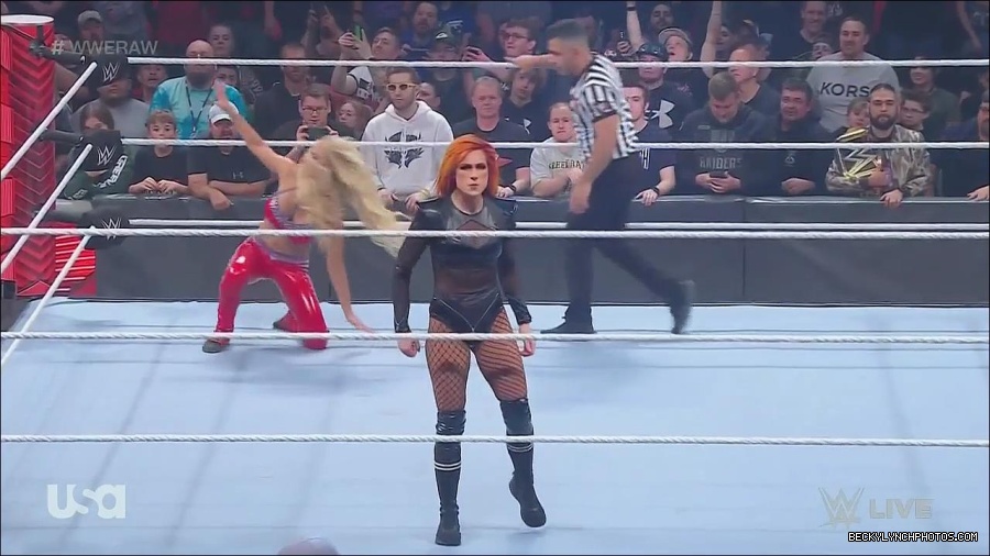WWE_Monday_Night_Raw_2022_06_06_720p_HDTV_x264-NWCHD_mp4_001684616.jpg