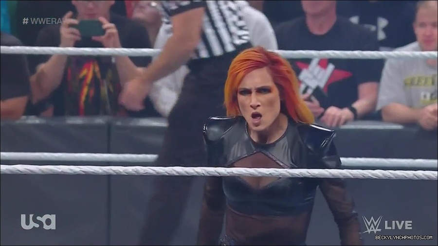 WWE_Monday_Night_Raw_2022_06_06_720p_HDTV_x264-NWCHD_mp4_001685417.jpg