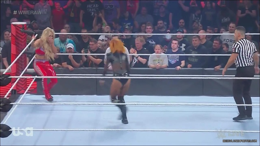 WWE_Monday_Night_Raw_2022_06_06_720p_HDTV_x264-NWCHD_mp4_001691023.jpg