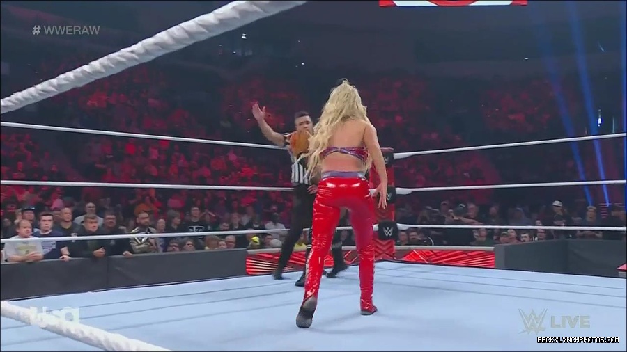 WWE_Monday_Night_Raw_2022_06_06_720p_HDTV_x264-NWCHD_mp4_001695827.jpg