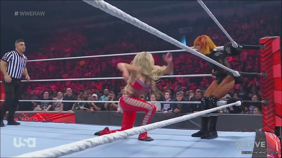 WWE_Monday_Night_Raw_2022_06_06_720p_HDTV_x264-NWCHD_mp4_001698630.jpg