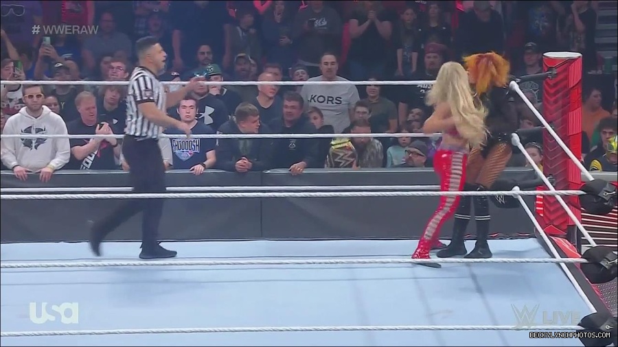 WWE_Monday_Night_Raw_2022_06_06_720p_HDTV_x264-NWCHD_mp4_001699831.jpg