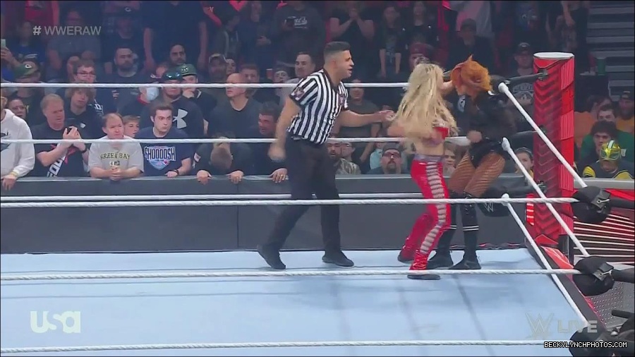 WWE_Monday_Night_Raw_2022_06_06_720p_HDTV_x264-NWCHD_mp4_001701033.jpg