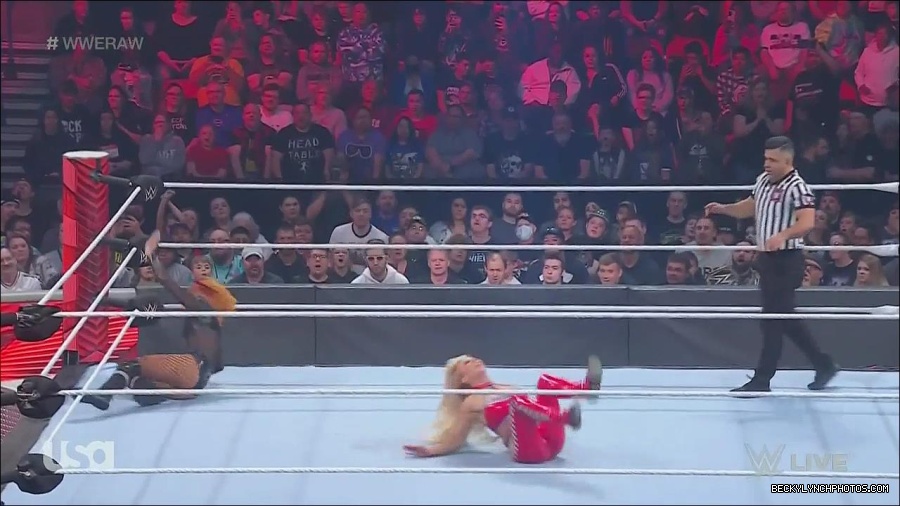 WWE_Monday_Night_Raw_2022_06_06_720p_HDTV_x264-NWCHD_mp4_001731863.jpg