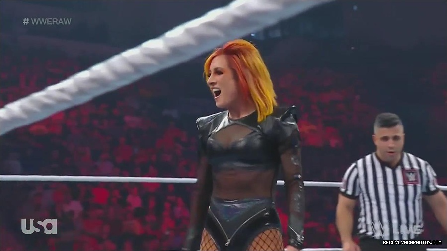 WWE_Monday_Night_Raw_2022_06_06_720p_HDTV_x264-NWCHD_mp4_001738670.jpg
