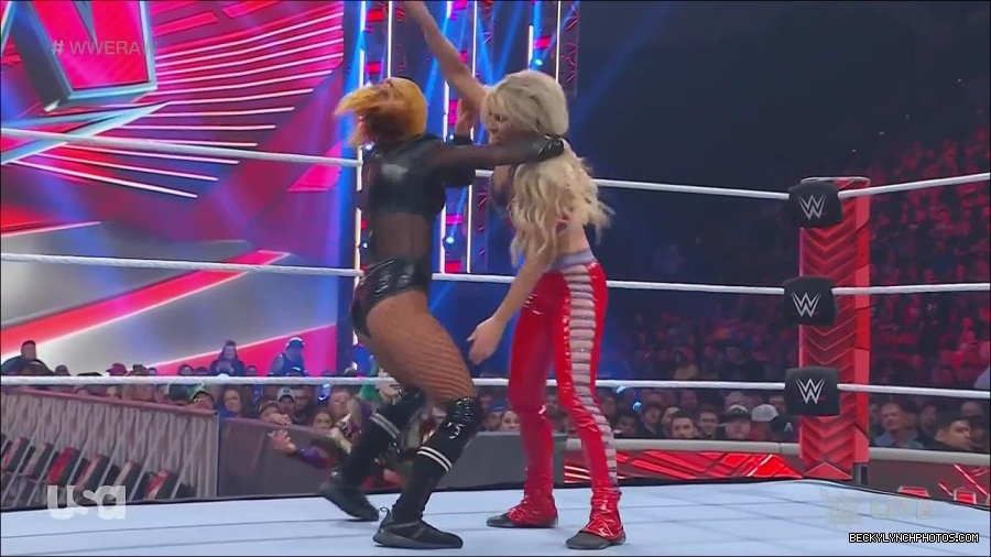 WWE_Monday_Night_Raw_2022_06_06_720p_HDTV_x264-NWCHD_mp4_001744276.jpg