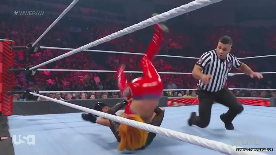 WWE_Monday_Night_Raw_2022_06_06_720p_HDTV_x264-NWCHD_mp4_001746678.jpg