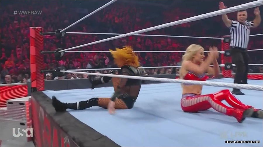 WWE_Monday_Night_Raw_2022_06_06_720p_HDTV_x264-NWCHD_mp4_001750682.jpg