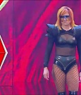WWE_Monday_Night_Raw_2022_06_06_720p_HDTV_x264-NWCHD_mp4_001389154.jpg