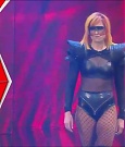 WWE_Monday_Night_Raw_2022_06_06_720p_HDTV_x264-NWCHD_mp4_001389555.jpg