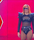 WWE_Monday_Night_Raw_2022_06_06_720p_HDTV_x264-NWCHD_mp4_001391156.jpg