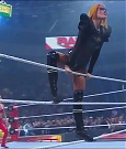 WWE_Monday_Night_Raw_2022_06_06_720p_HDTV_x264-NWCHD_mp4_001427593.jpg