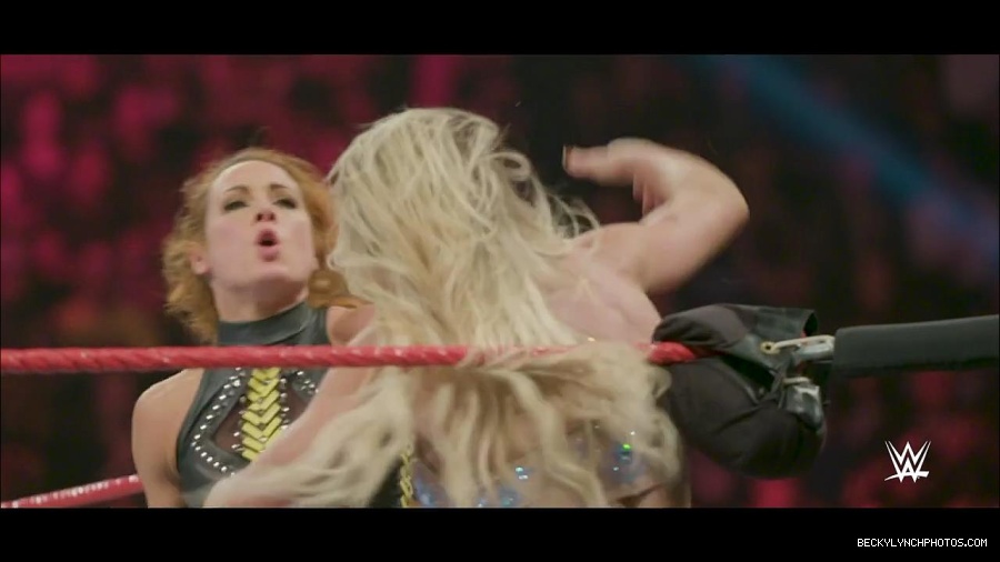 The_2019_WWE_Draft_mp4_000839900.jpg