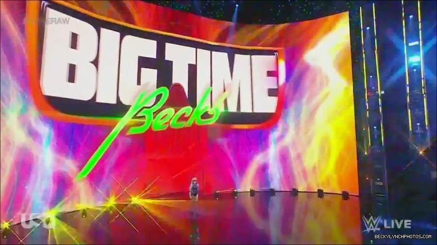 WWE_Monday_Night_Raw_2022_06_13_720p_HDTV_x264-NWCHD_mp4_001980580.jpg