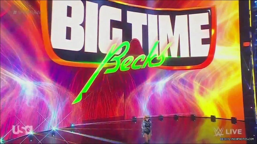 WWE_Monday_Night_Raw_2022_06_13_720p_HDTV_x264-NWCHD_mp4_001983383.jpg