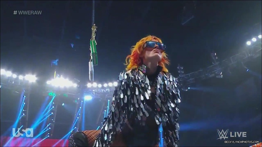 WWE_Monday_Night_Raw_2022_06_13_720p_HDTV_x264-NWCHD_mp4_002028628.jpg