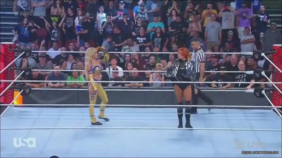 WWE_Monday_Night_Raw_2022_06_13_720p_HDTV_x264-NWCHD_mp4_002040240.jpg