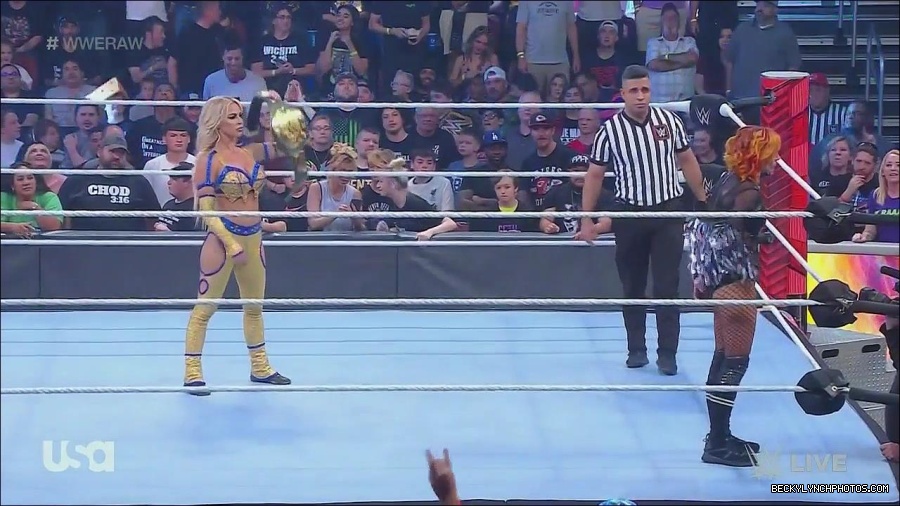 WWE_Monday_Night_Raw_2022_06_13_720p_HDTV_x264-NWCHD_mp4_002049049.jpg